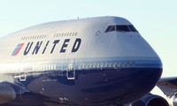 United Airlines вернет деньги за билеты пострадавшим пассажирам